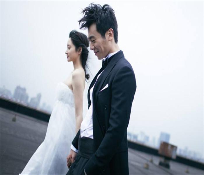 蜡笔小新兄妹春节大拜年